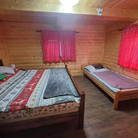 Drevenica Na Povazi Dolna Marikova