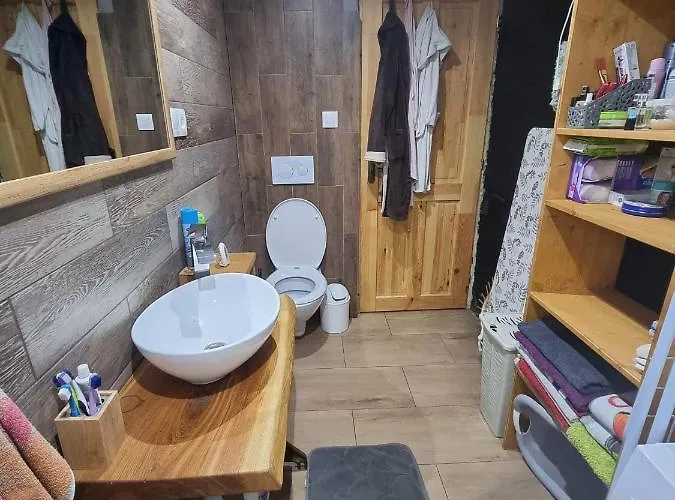 Drevenica Na Povazi בית נופש