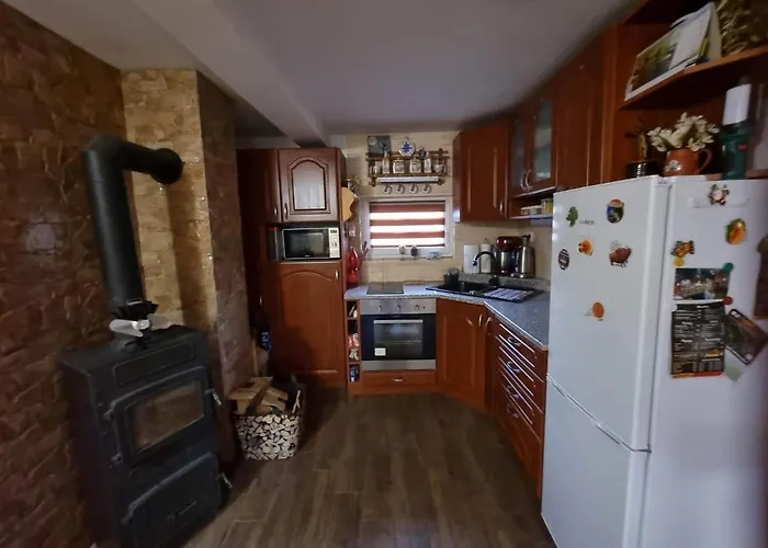 Drevenica Na Povazi *