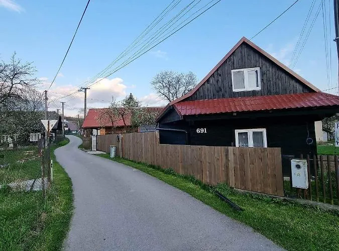 Drevenica Na Povazi בית נופש